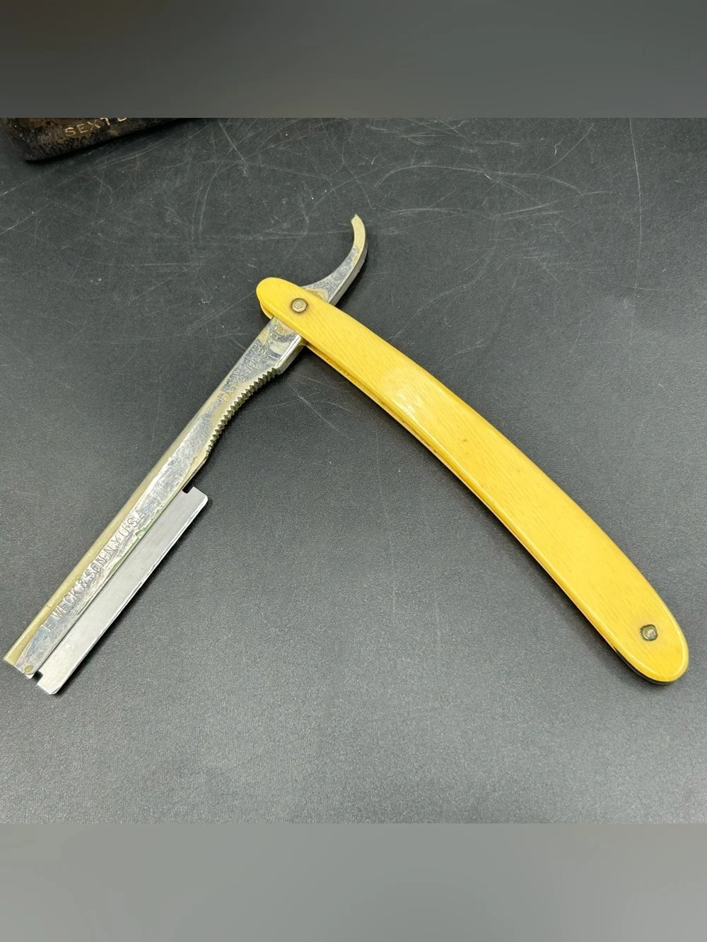 Vintage E Weck & Son Sextoblade Straight Razor Set Style B Case Extra Blades USA